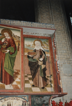 Vorschaubild Stiftskirche St. Maria, St. Johannes und St. Elisabeth, Marienaltar mit geschlossenen Flügeln, Hl. Elisabeth (Foto 1990)